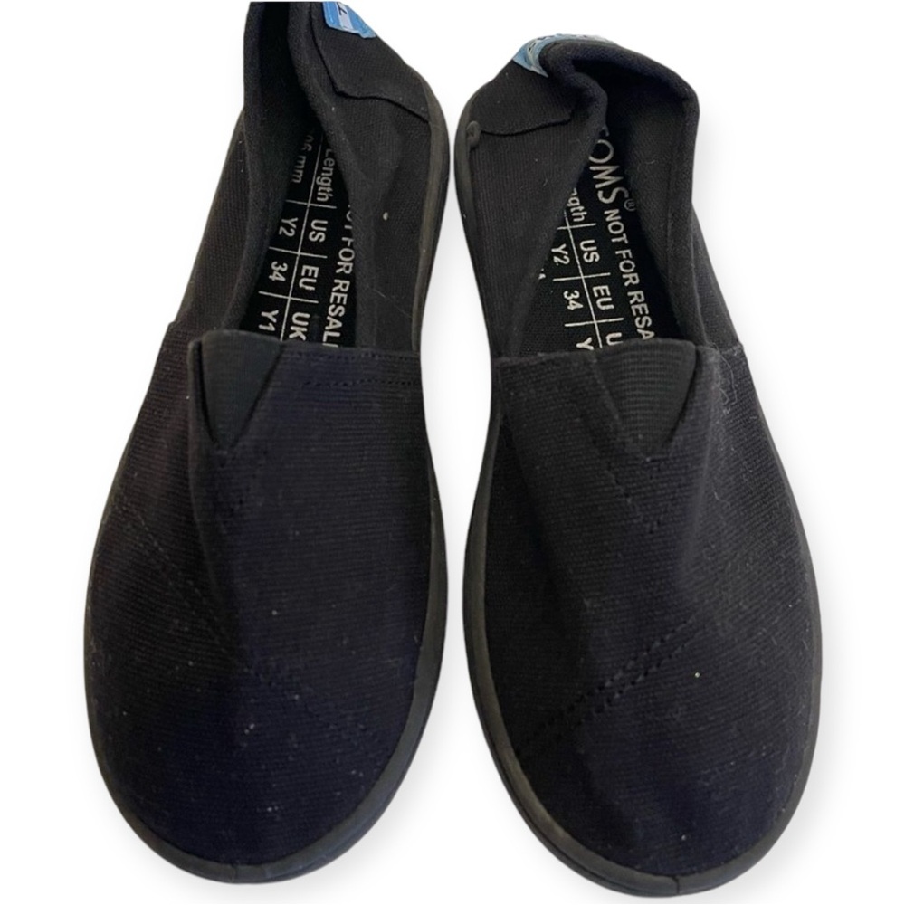 Toms Unisex Youth Black Slip Ons Size 2